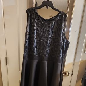 Never Worn Blqck Dress